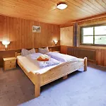 Alpenchalet Lacknerbrunn Bis 23 P Dağ evi *