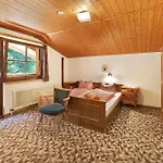 Alpenchalet Lacknerbrunn Bis 23 P Dağ evi Mayrhofen
