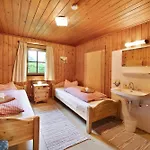 Alpenchalet Lacknerbrunn Bis 23 P