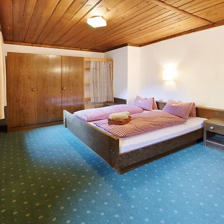 Alpenchalet Lacknerbrunn Bis 23 P * Mayrhofen