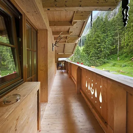 בקתה Alpenchalet Lacknerbrunn Bis 23 P *