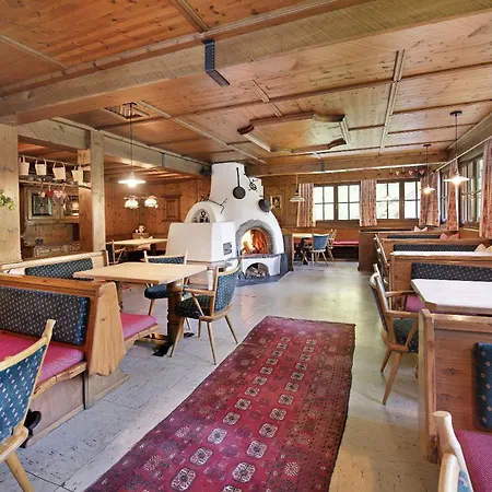 Chalet Alpenchalet Lacknerbrunn Bis 23 P