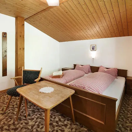 Alpenchalet Lacknerbrunn Bis 23 P *