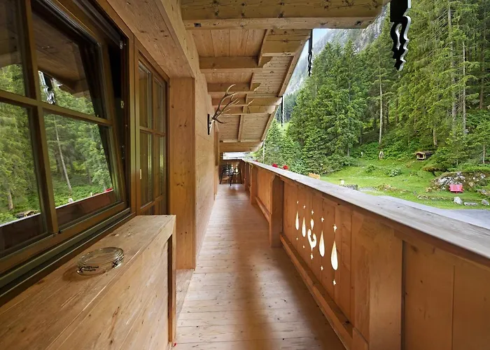 Chalet Alpenchalet Lacknerbrunn Bis 23 P *