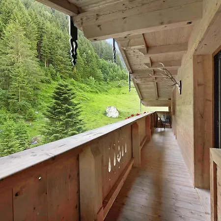 Domek alpejski Alpenchalet Lacknerbrunn Bis 23 P Mayrhofen