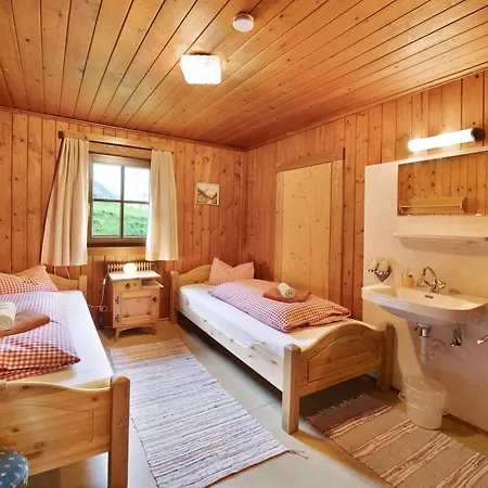 Alpenchalet Lacknerbrunn Bis 23 P